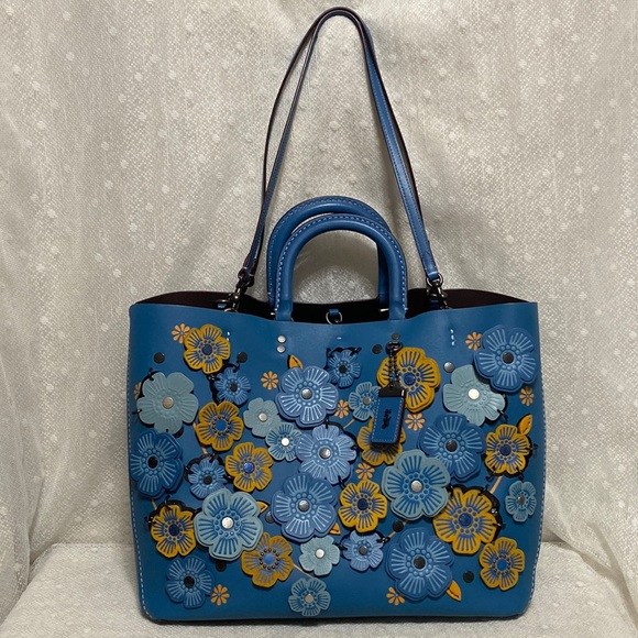 Coach Handbags - *SOLD*Coach Rogue Leather Tote With Linked Tea Rose In In River/black Copper